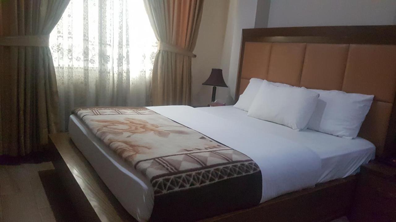 Midtown Hotel Rawalpindi Exterior photo