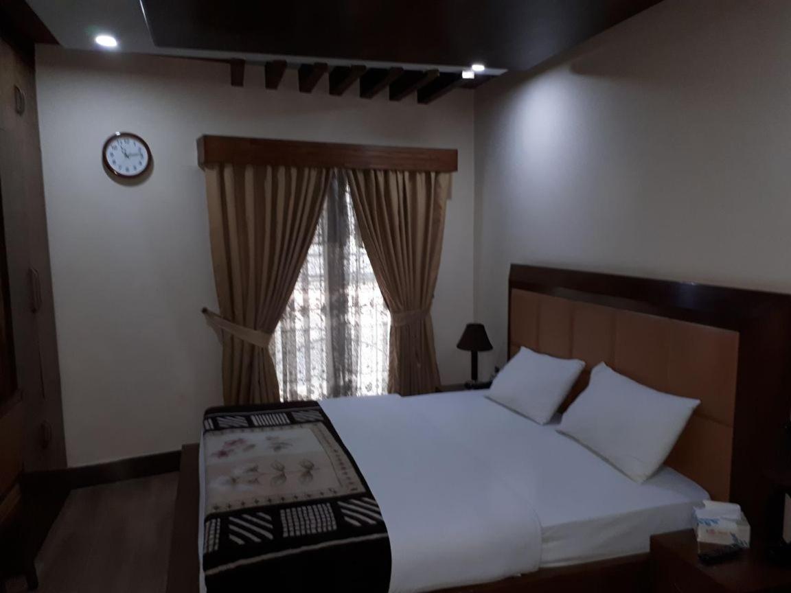 Midtown Hotel Rawalpindi Exterior photo