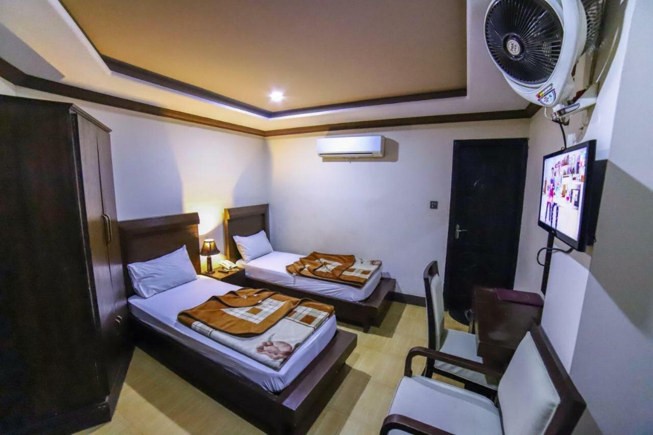 Midtown Hotel Rawalpindi Exterior photo